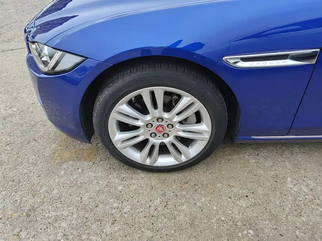 Jaguar XEL 2019 2.0T 200PS Exclusive Edition купить на сайте DeffCars
