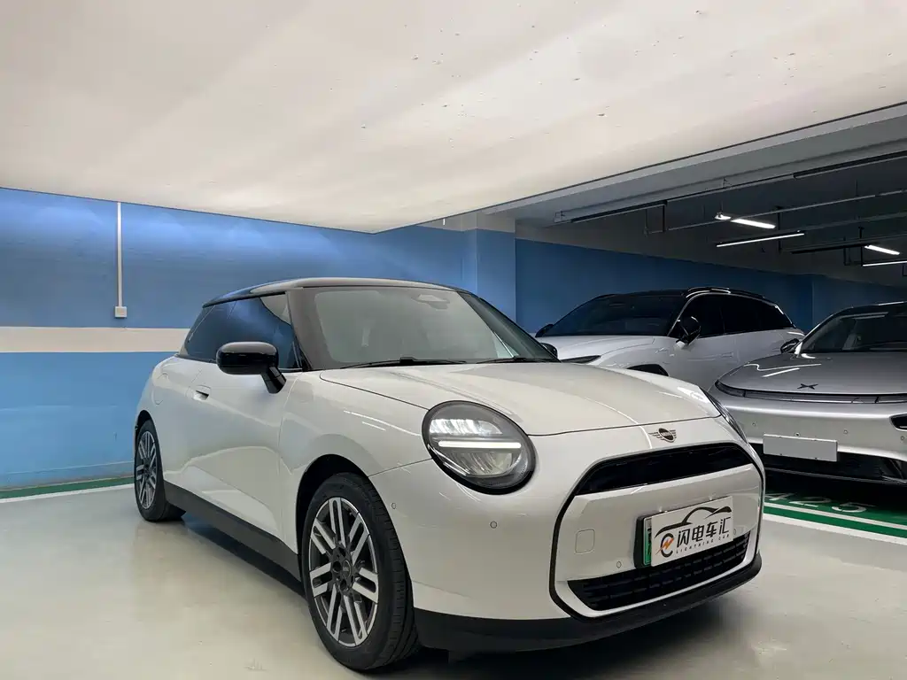 Electric MINI COOPER 2024 456km COOPER E Classic купить на сайте DeffCars