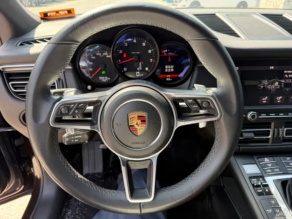 Macan 2018 Macan 2.0T купить на сайте DeffCars
