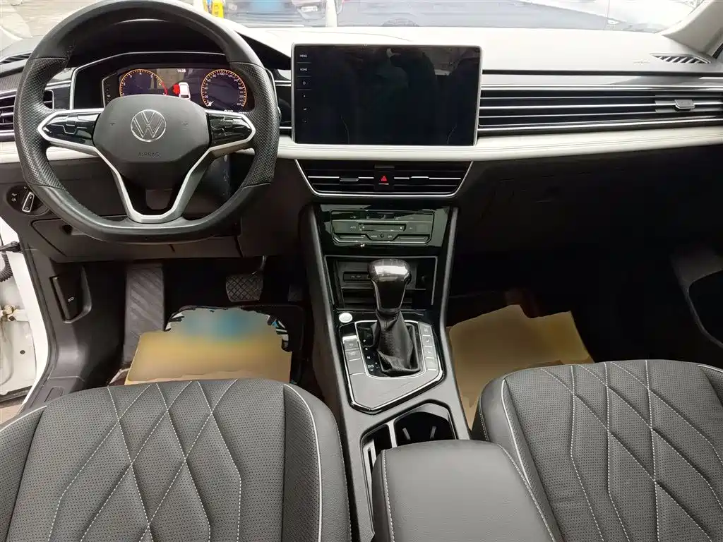 Tiguan L 2023 330TSI automatic two-wheel drive smart version купить на сайте DeffCars