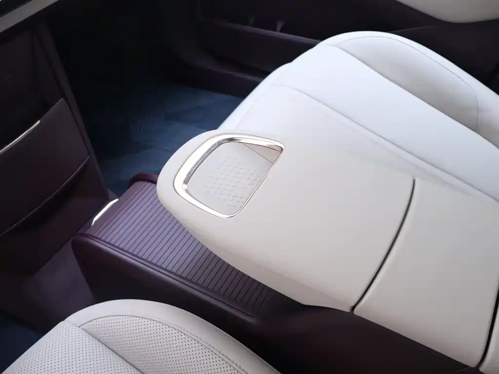 Ji Krypton X 2025 four-seater rear exorcism cube version купить на сайте DeffCars