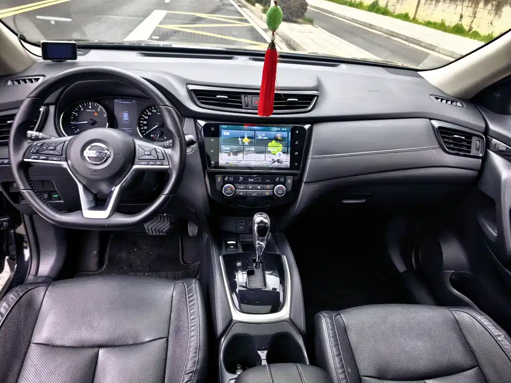 X-Trail 2019 2.0L CVT Intelligent Comfort Edition 2WD купить на сайте DeffCars