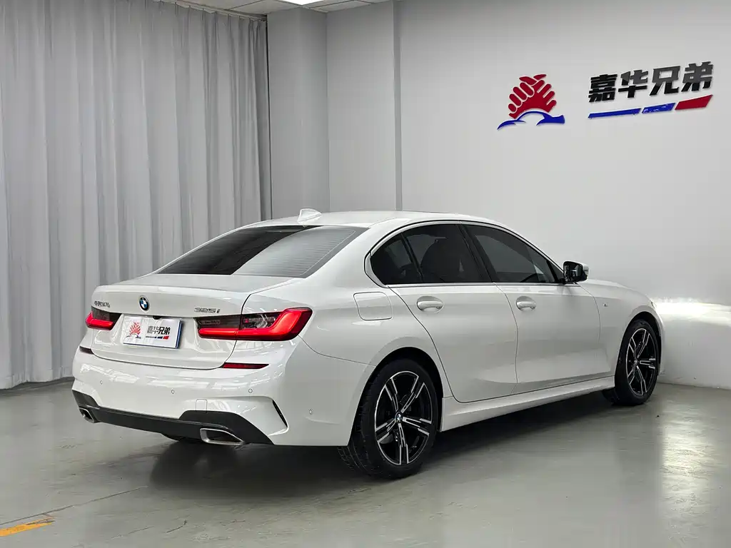 BMW 3 Series 2021 325i M Sports Package купить на сайте DeffCars