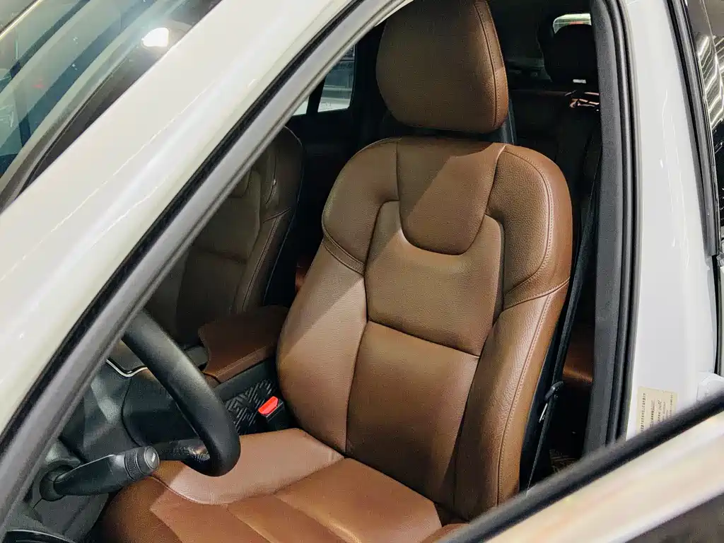 Volvo XC90 2018 T6 Zhiyi Edition 7 seats купить на сайте DeffCars