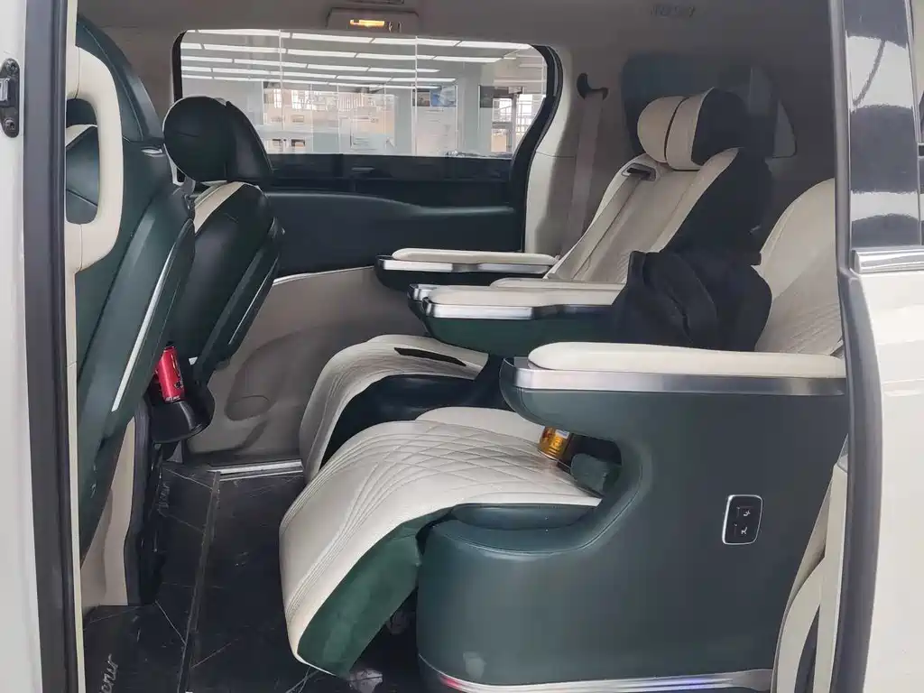 Buick GL8 2023 Land Business Class Comfort Type купить на сайте DeffCars