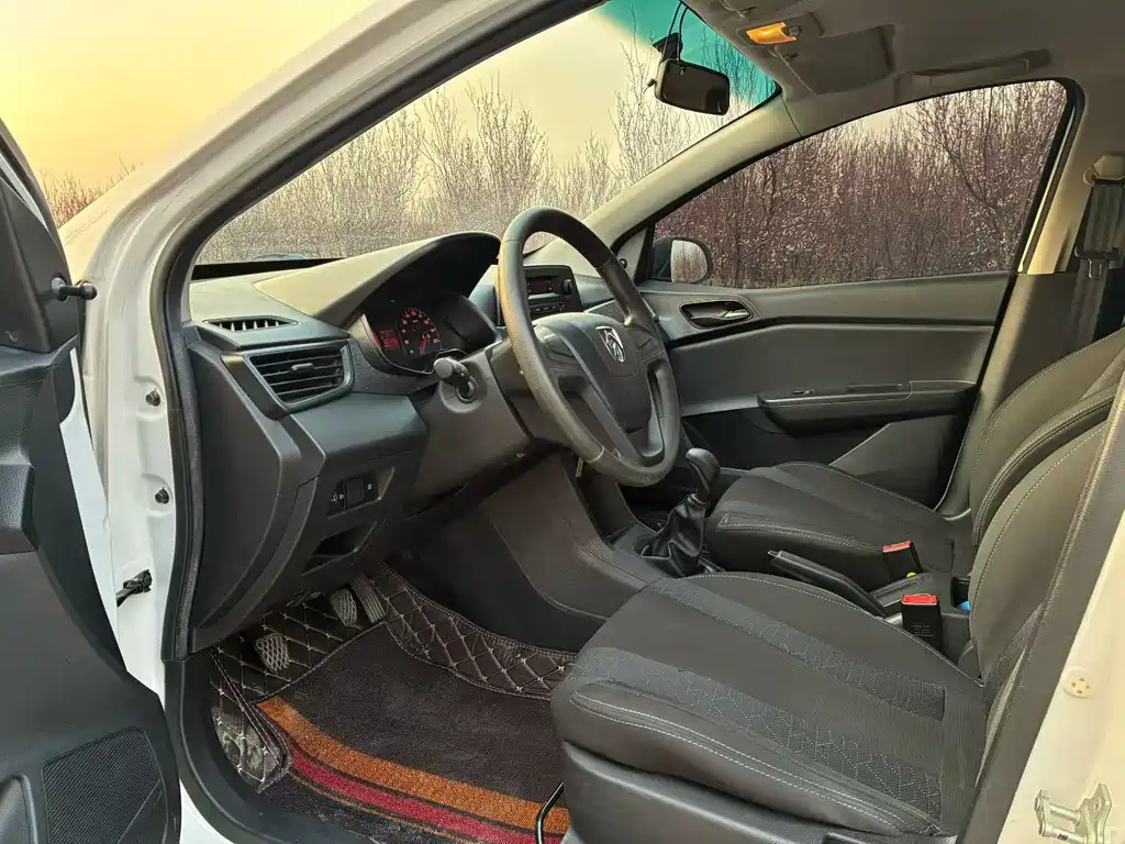 Baojun 310 2020 1.2L manual value model купить на сайте DeffCars