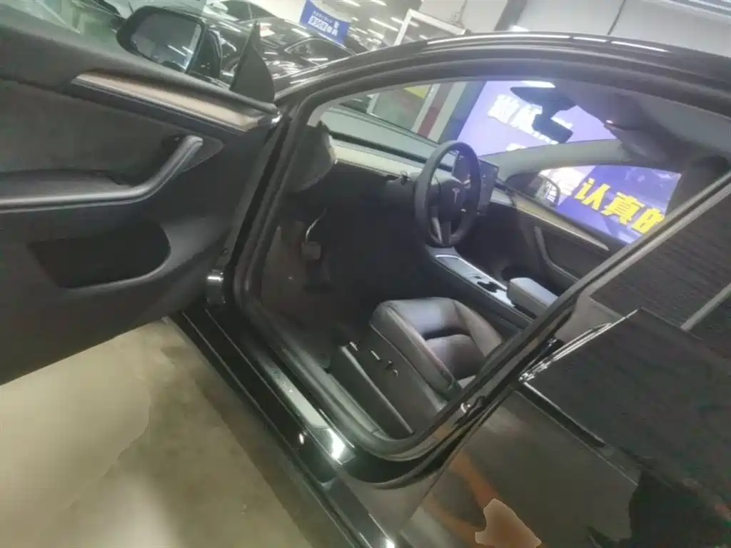 Model Y 2022 facelift, long-range all-wheel drive version купить на сайте DeffCars