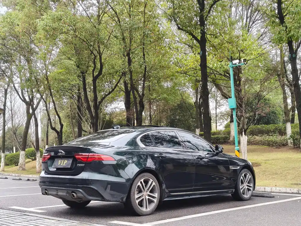 Jaguar XEL 2022 2.0T 250PS R-DYNAMIC S Advanced Sports Edition купить на сайте DeffCars