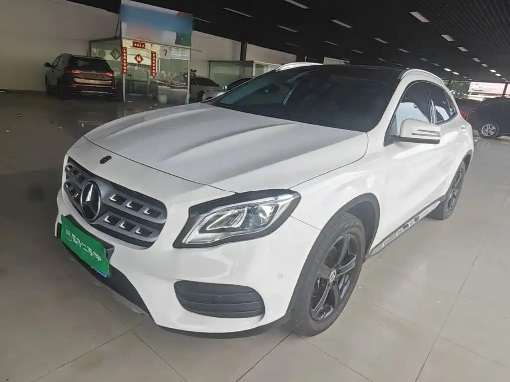 Mercedes-Benz GLA 2019 GLA 200 Fashion Model купить на сайте DeffCars