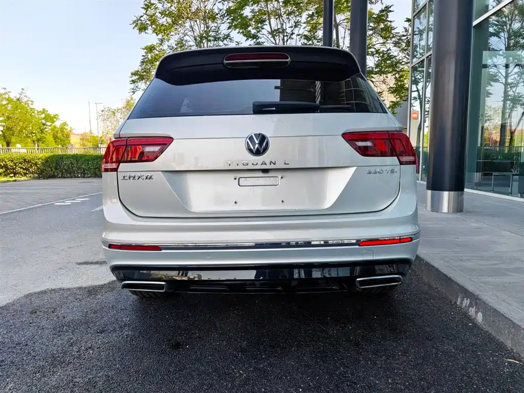 Tiguan L 2021 330TSI automatic two-wheel drive R-Line flagship version купить на сайте DeffCars