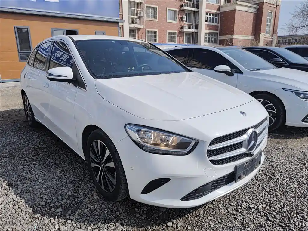 Mercedes-Benz B-Class 2021 B 180 Fashion Model купить на сайте DeffCars