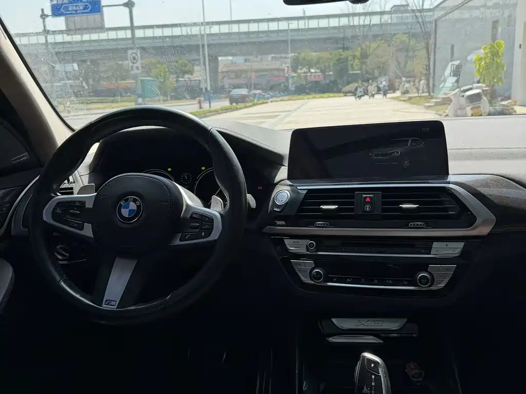 BMW X3 2018 xDrive30i Leading M Sports Package National V купить на сайте DeffCars