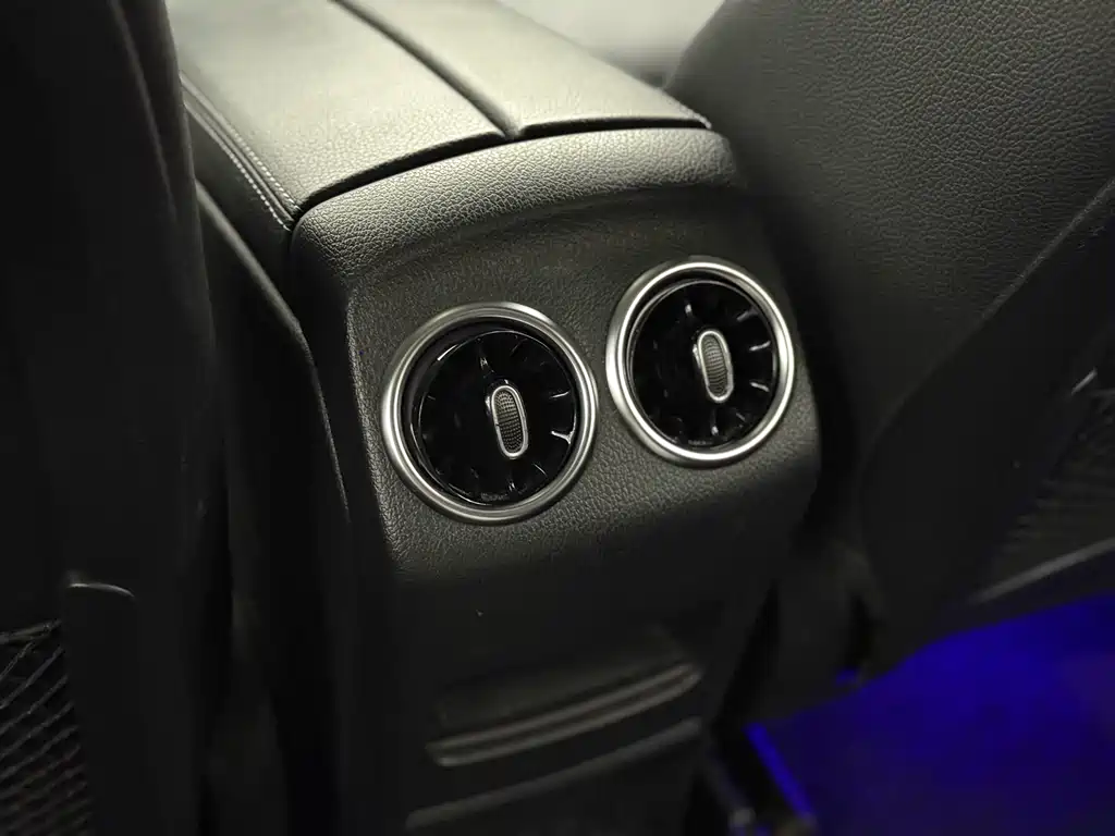 Mercedes-Benz GLB 2021 GLB 200 Dynamic купить на сайте DeffCars