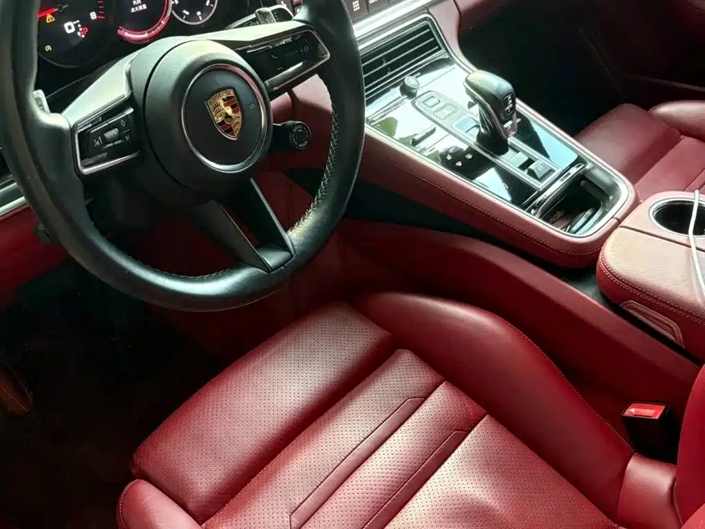 Panamera 2023 Panamera 2.9T Platinum Edition купить на сайте DeffCars