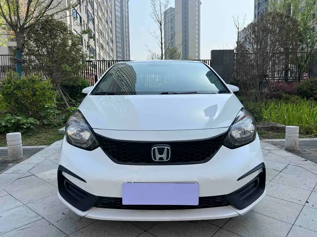 Fit 2021 1.5L CVT Trendy Edition купить на сайте DeffCars