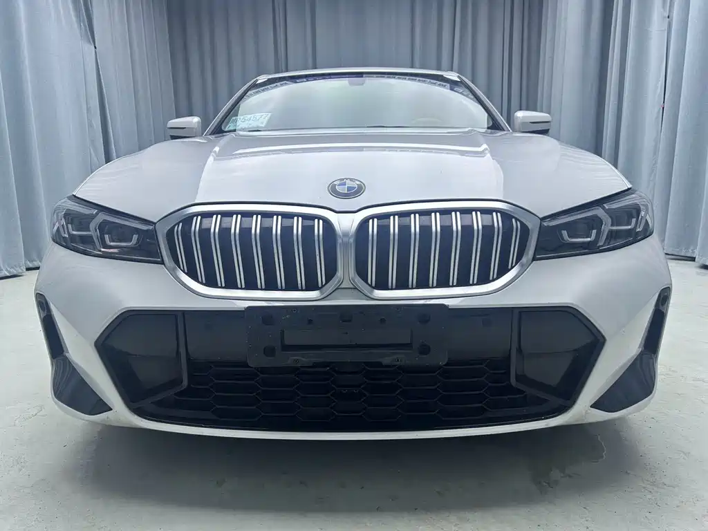 BMW 3 Series 2023款 320Li M运动套装 купить на сайте DeffCars