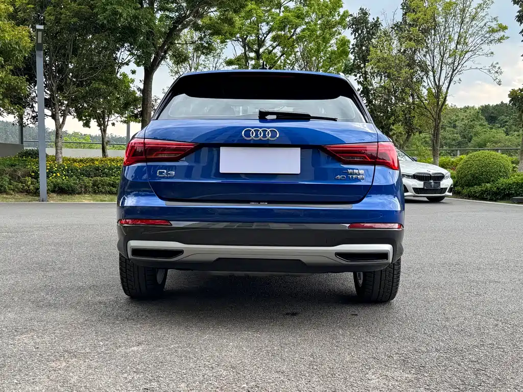 Audi Q3 2019 40 TFSI Fashionable and Elegant купить на сайте DeffCars