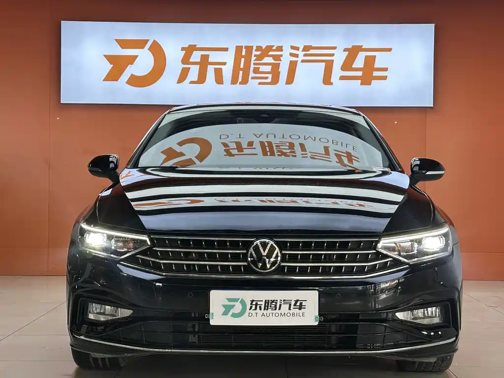 Magotan 2023 2 million commemorative edition 330TSI DSG luxury model купить на сайте DeffCars