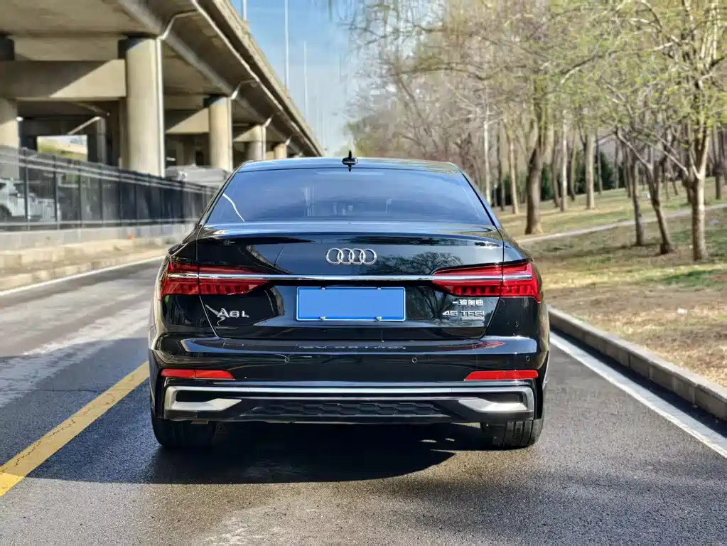 Audi A6L 2024 45 TFSI quattro premium dynamic model купить на сайте DeffCars