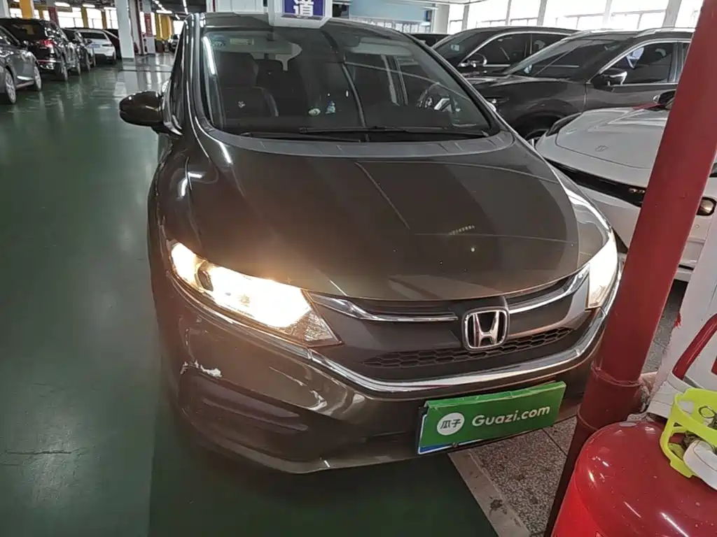 Jade 2017 1.8L automatic classic version 5 seats купить на сайте DeffCars