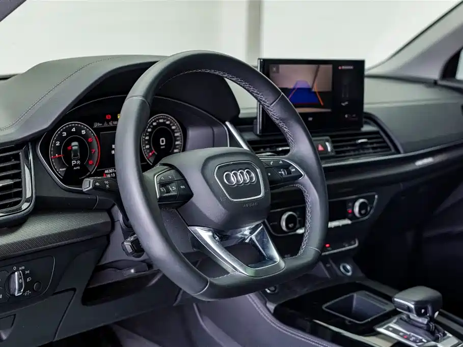 Audi Q5L 2022 40T luxury and dynamic model купить на сайте DeffCars
