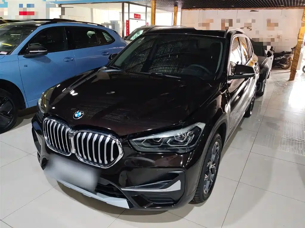 BMW X1 2020 sDrive20Li Exclusive Model купить на сайте DeffCars