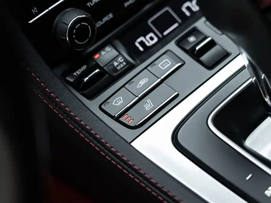 Porsche 718 2018 Cayman 2.0T купить на сайте DeffCars