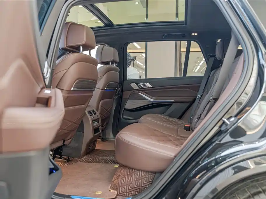 BMW X5 2022 facelift xDrive 40Li M sports package купить на сайте DeffCars