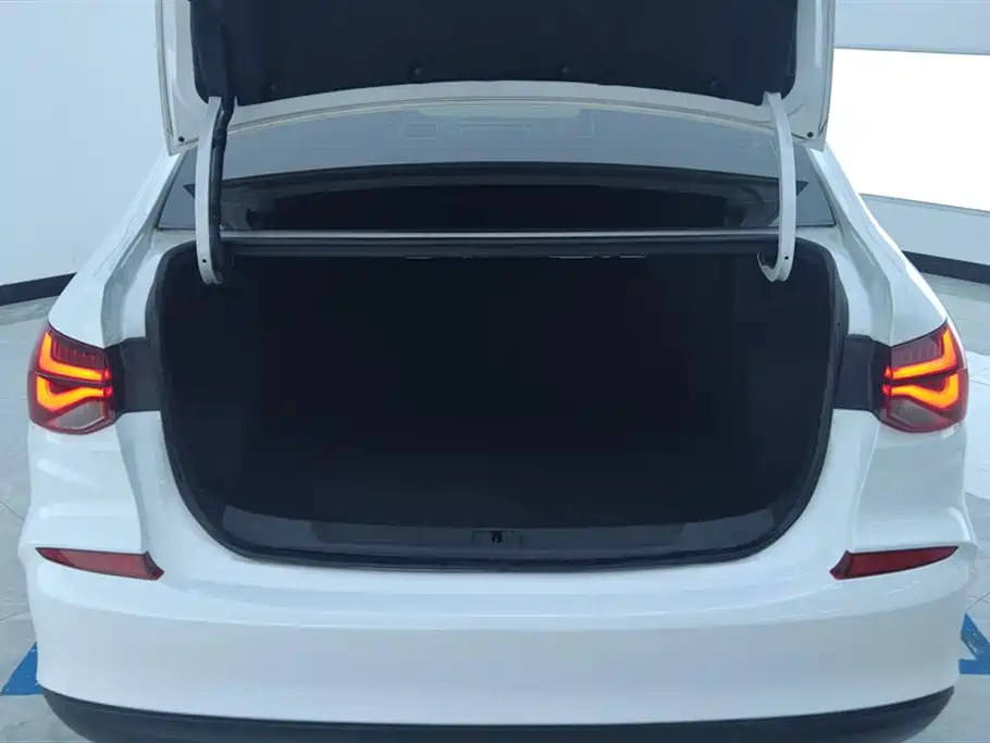 Cruze 2022 320 Automatic Sunroof Edition купить на сайте DeffCars