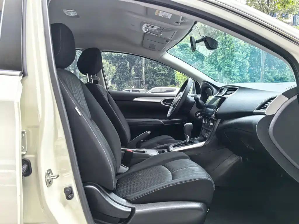 Sylphy 2024 Classic 1.6XE CVT Comfort Edition купить на сайте DeffCars