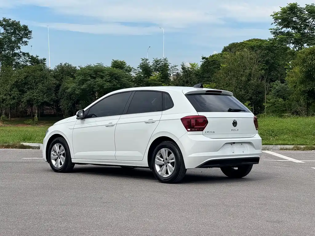 Polo 2023 Plus 1.5L Automatic Panoramic Enjoyment Edition купить на сайте DeffCars