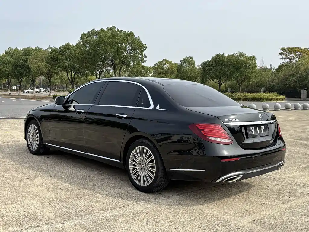Mercedes-Benz E-Class 2020 E 260 L купить на сайте DeffCars