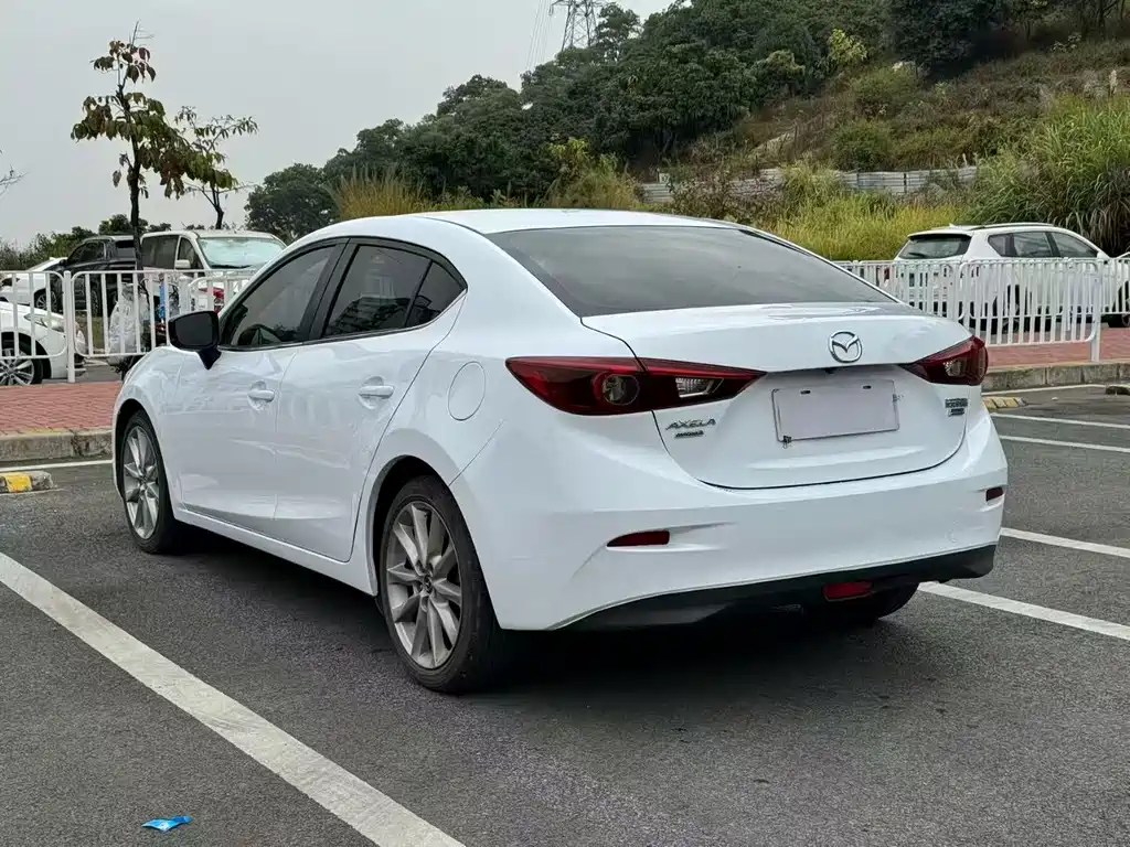 Mazda3 Angkesela 2017 Sedan 2.0L Automatic Premium National V купить на сайте DeffCars