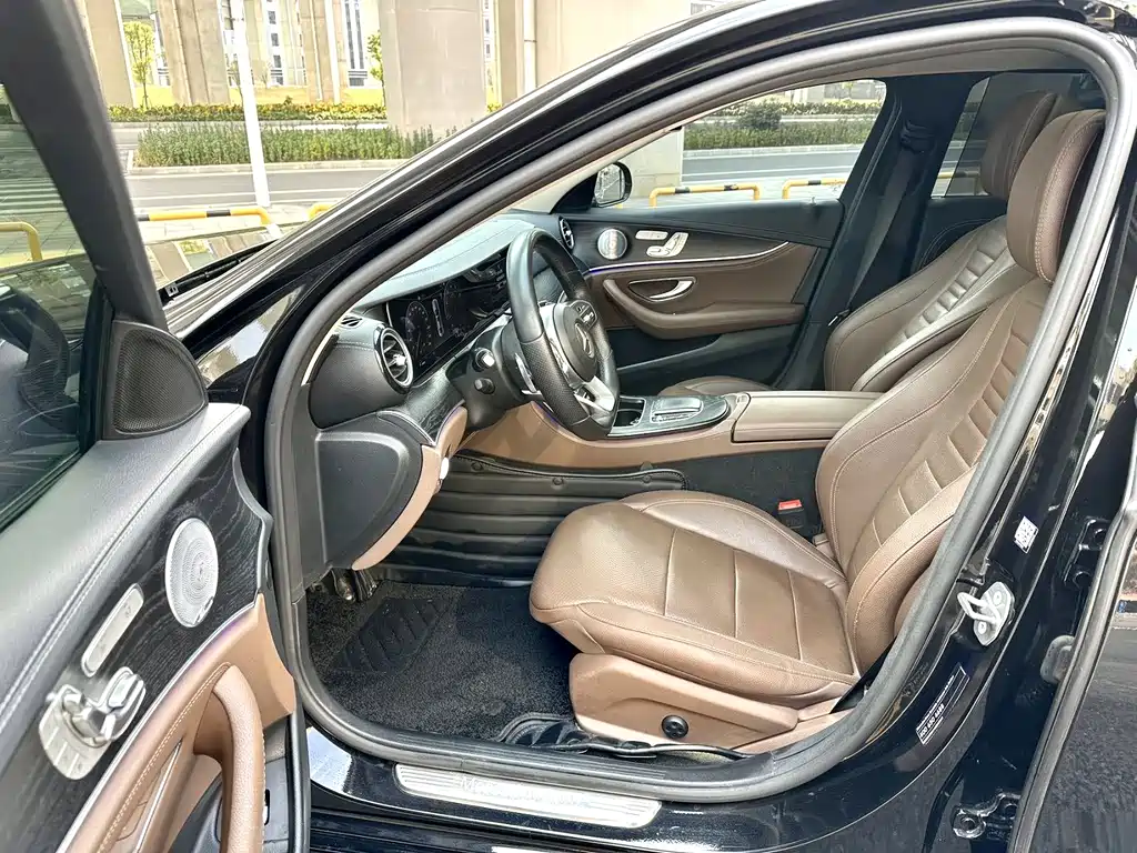 Mercedes-Benz E-Class 2019 E 300 L Sports Luxury купить на сайте DeffCars