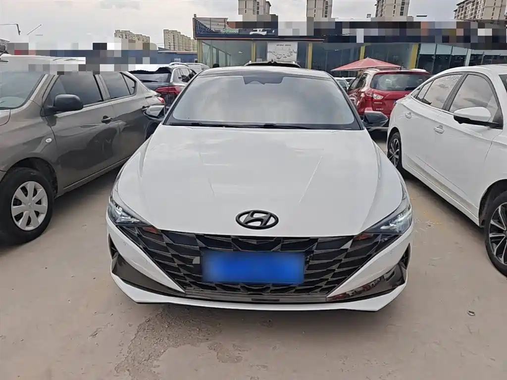 Elantra 2021 1.5L CVT LUX Premium Edition купить на сайте DeffCars