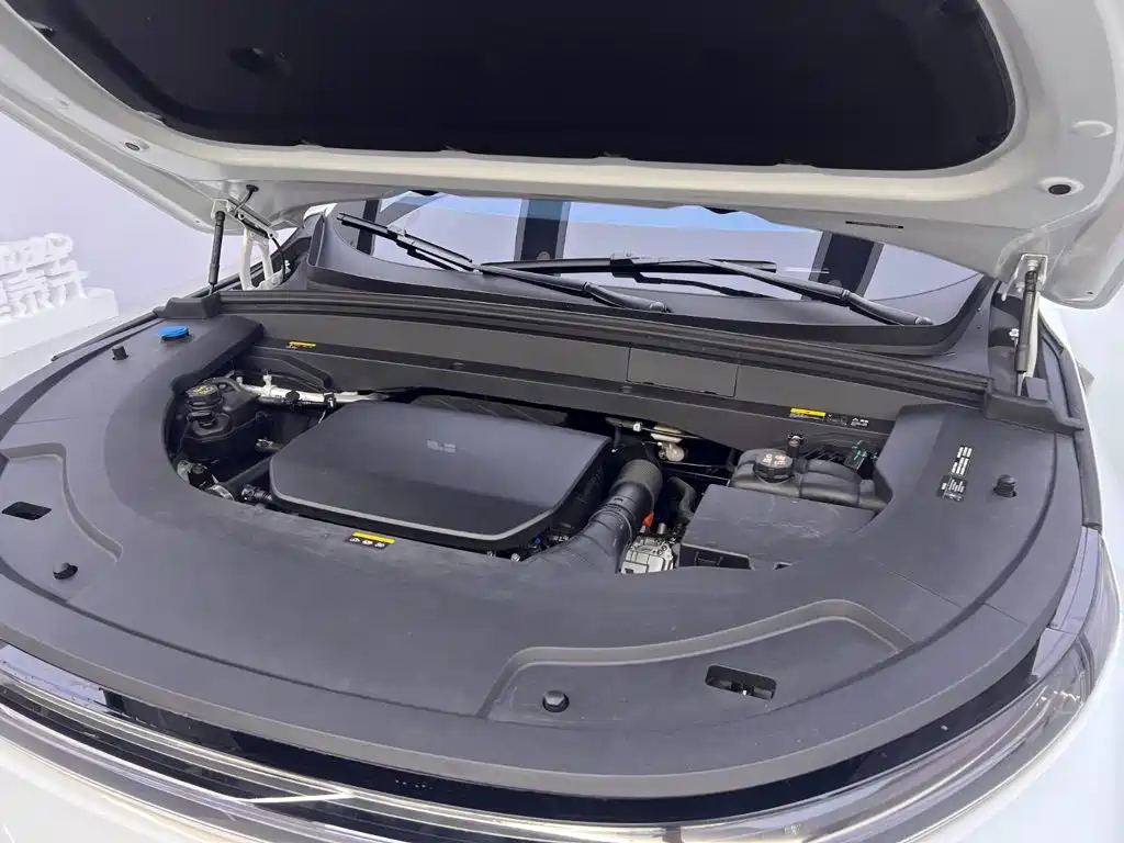 Ideal L7 2024 MAX купить на сайте DeffCars