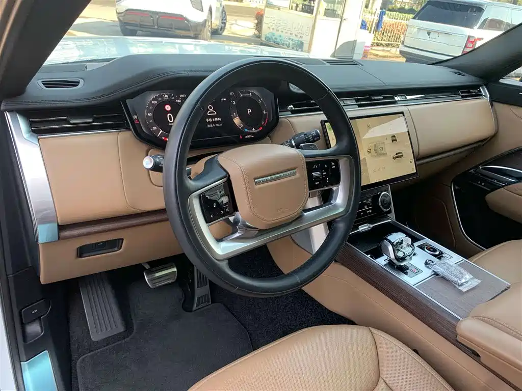 Range Rover 2023 3.0 L6 360PS Grand Edition купить на сайте DeffCars