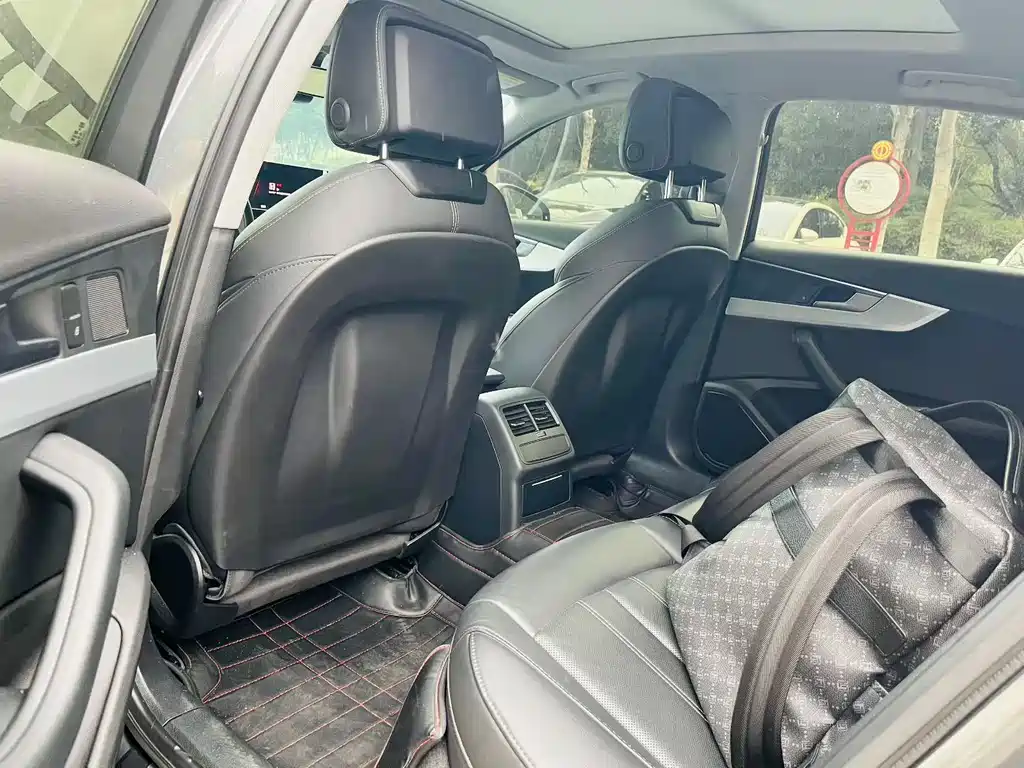 Audi A4L 2022 40 TFSI Fashionable and Dynamic купить на сайте DeffCars