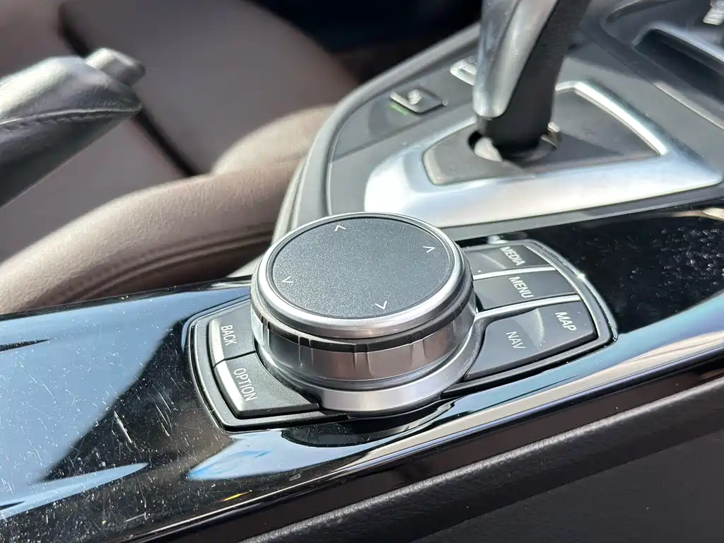 BMW 3 Series 2019 320Li Fashion Model купить на сайте DeffCars