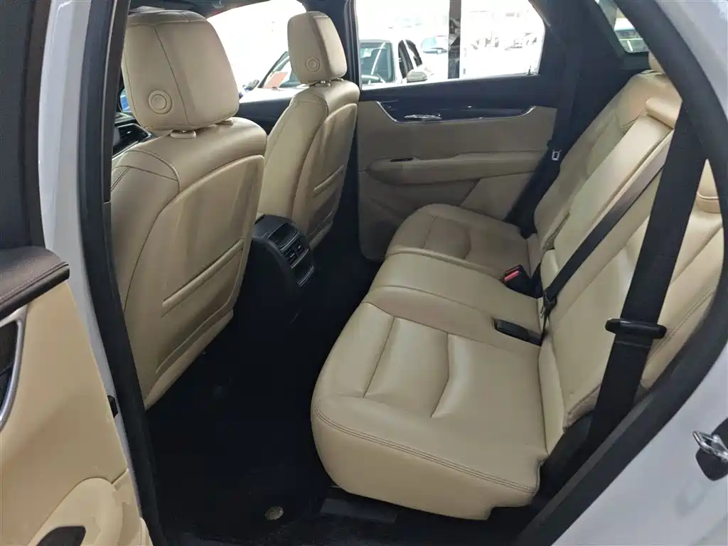 Cadillac XT5 2016 25T Technology купить на сайте DeffCars