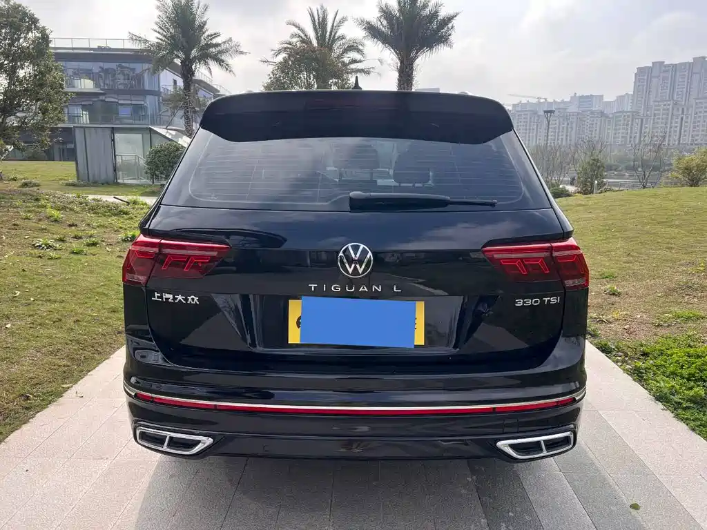 Tiguan L 2022 330TSI automatic two-wheel drive R-Line version купить на сайте DeffCars