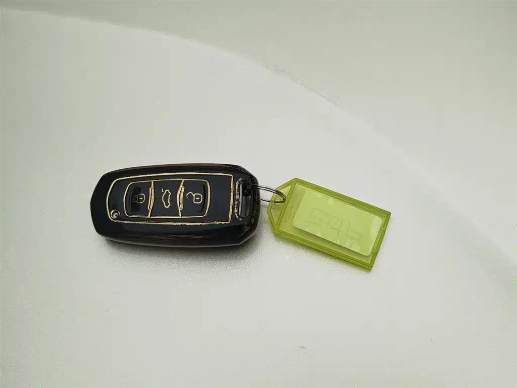 Emgrand 2017 Sedan Million Model 1.5L CVT Upward Interconnect Version купить на сайте DeffCars