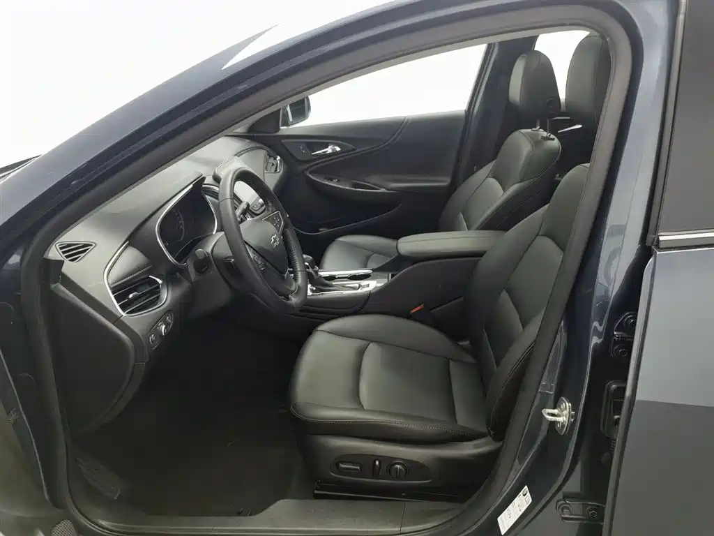 Malibu XL 2021 Redline 550T automatic sharp version купить на сайте DeffCars