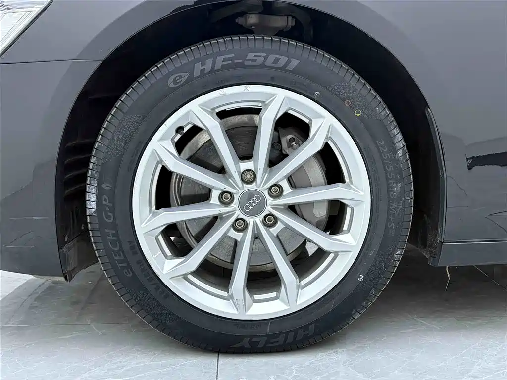 Audi A6L 2019 40 TFSI luxury and elegant model купить на сайте DeffCars