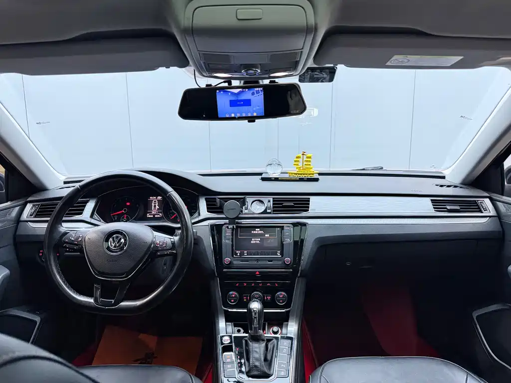 Passat 2017 330TSI DSG Premium Edition купить на сайте DeffCars