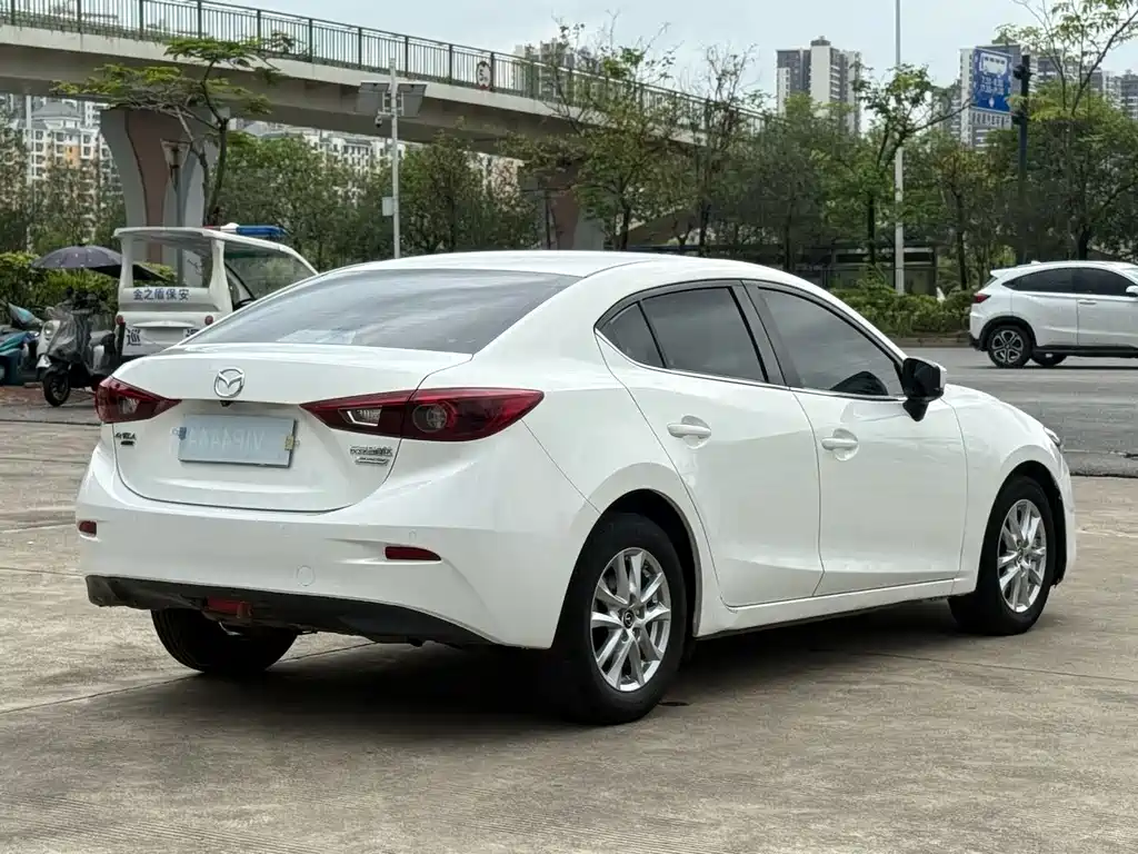 Mazda3 Angkesela 2019 Cloud Control Edition Sedan 1.5L Automatic Luxury Type National V купить на сайте DeffCars