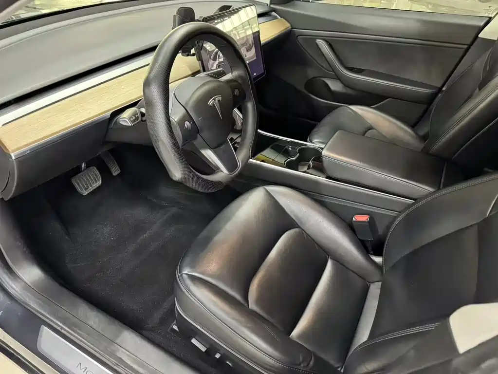 Model 3 (Imported) 2019 Standard Range Rear Drive Upgraded Version купить на сайте DeffCars