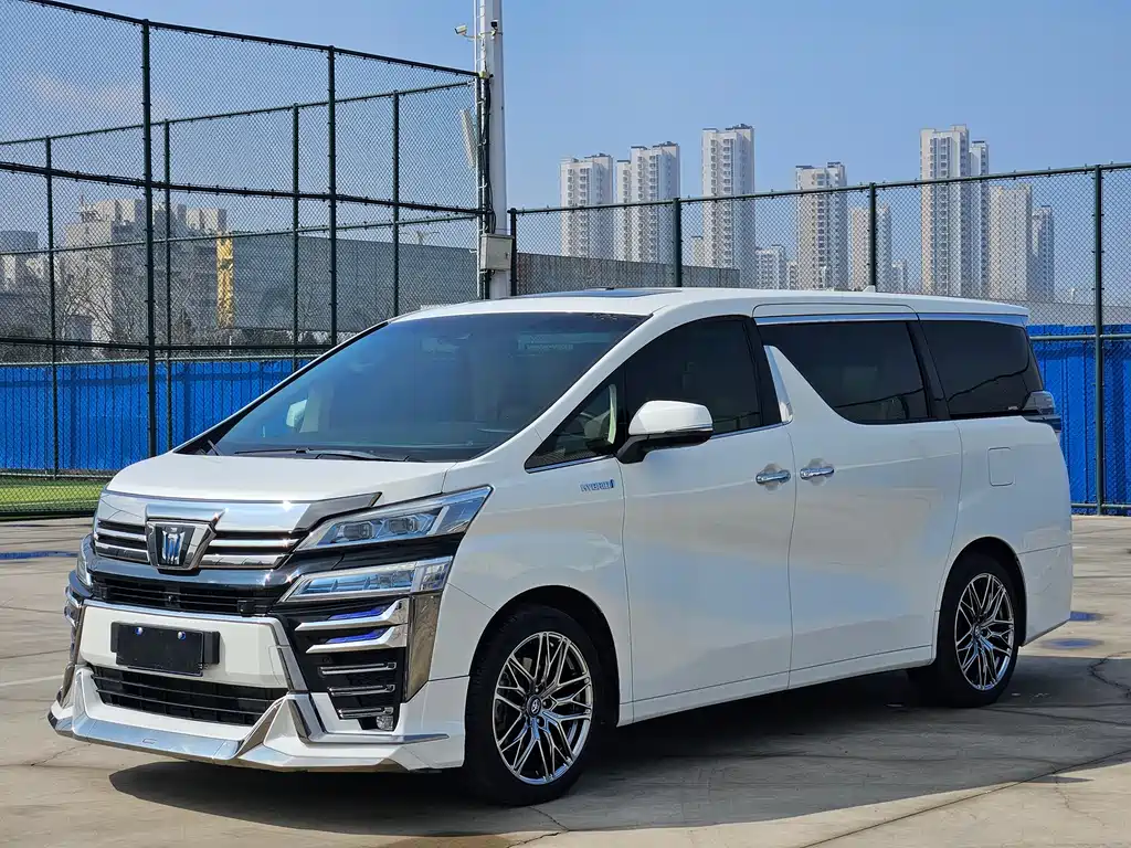 Wilfa 2021 Crown Dual Engine 2.5L HV Premium Edition купить на сайте DeffCars