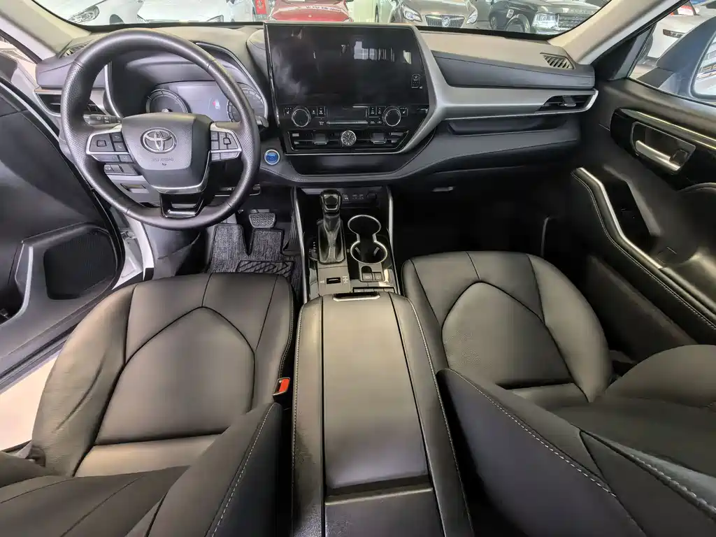 Highlander 2022 dual engine 2.5L four-wheel drive premium version 7 seats купить на сайте DeffCars