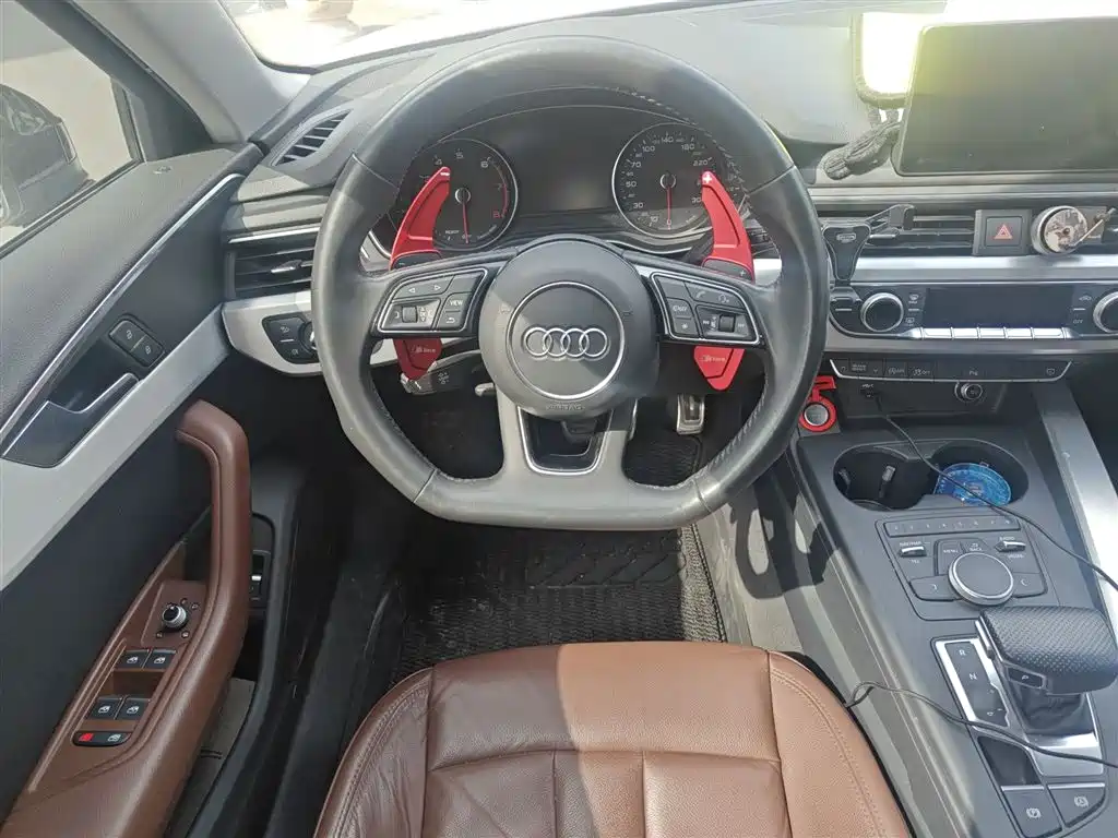 Audi A4L 2018 30th anniversary model 45 TFSI quattro personalized sports version купить на сайте DeffCars